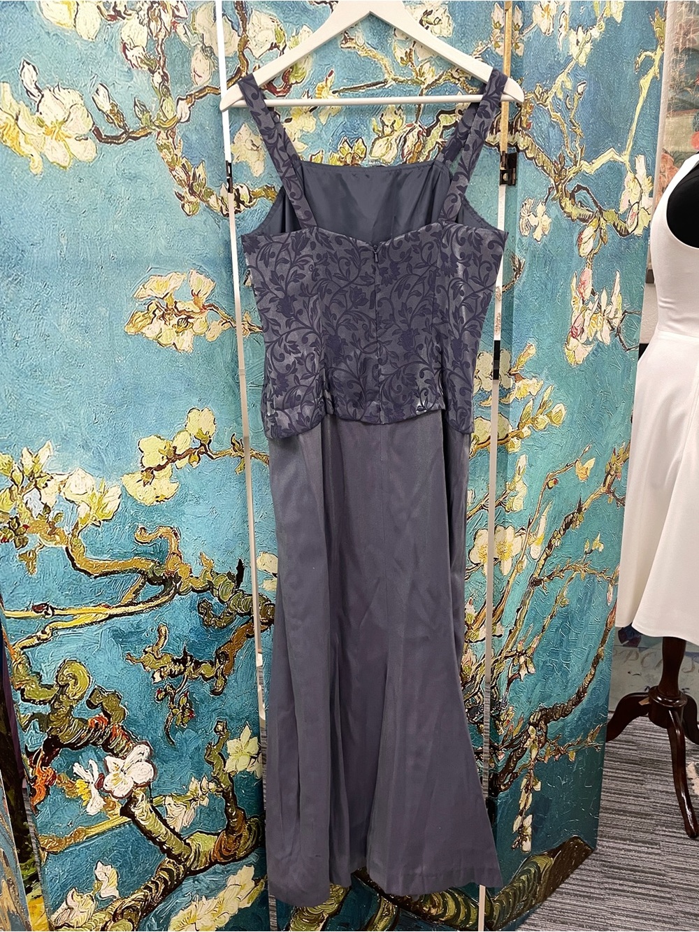 David’s Bridal sz 10 petite - Picture 3 of 3